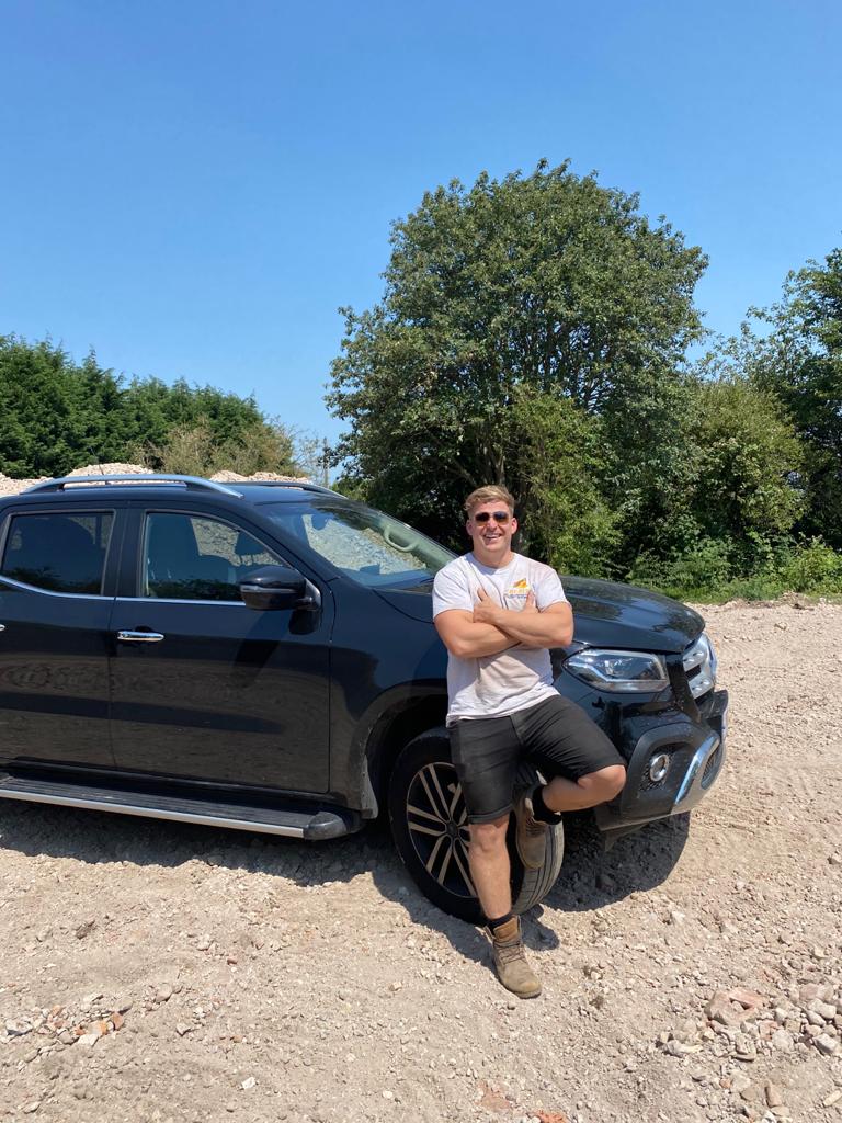 eb510373-1dbb-471e-a4d3-3c5ef3dd7f7a