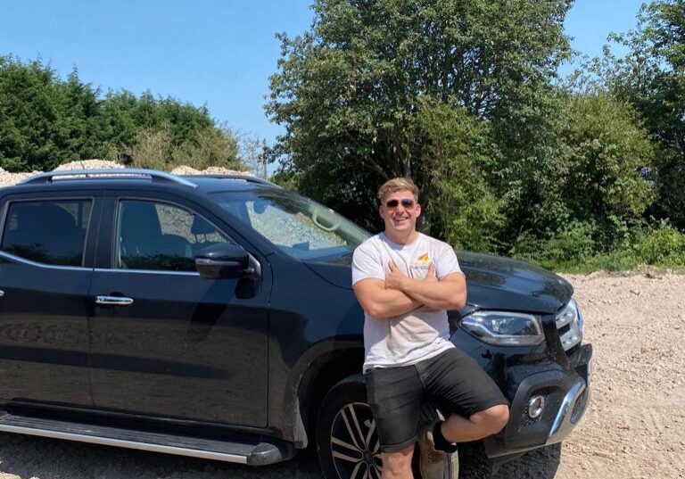 eb510373-1dbb-471e-a4d3-3c5ef3dd7f7a